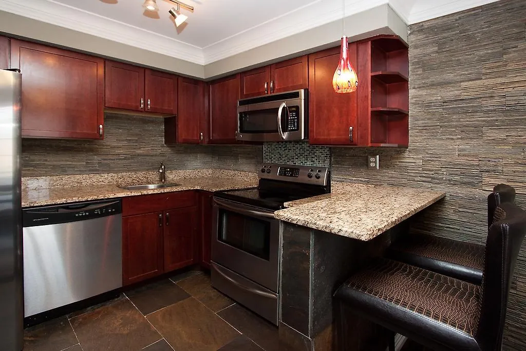 Plaza 2700 Luxury Beach Suites Virginia Beach 0*,